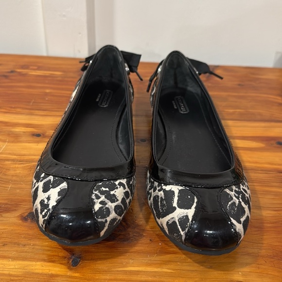 Coach Reagan Animal Print Bow Flats - Picture 4 of 7